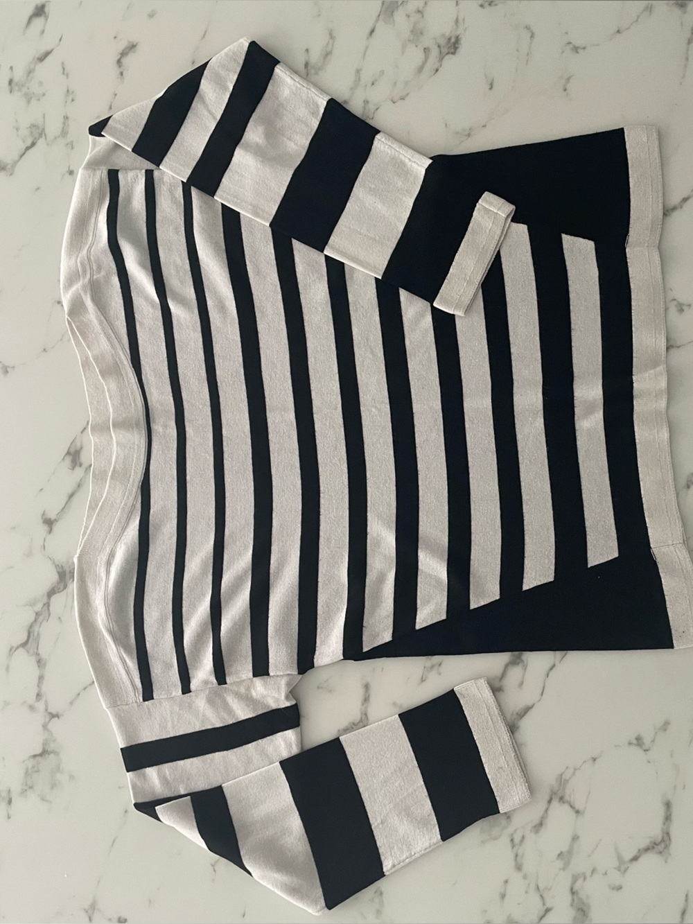 United Colors Of Benetton Black and White Striped boatneck Sweater